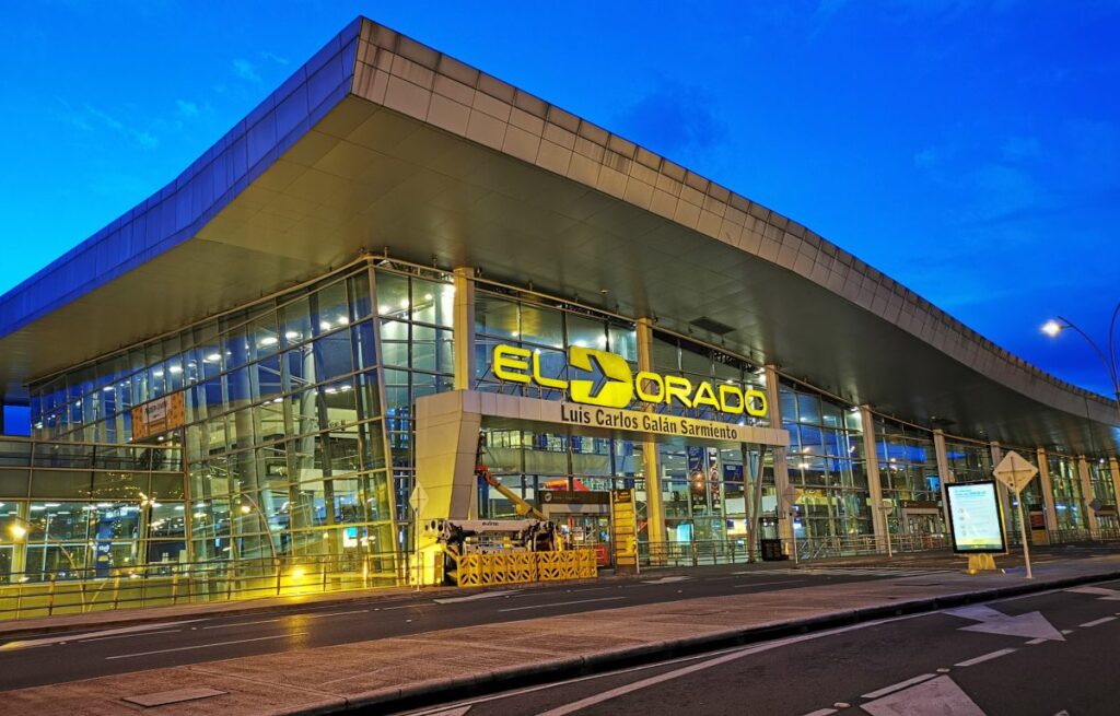 Aeropuerto-Internacional-El-Dorado-Bogota-Colombia-0